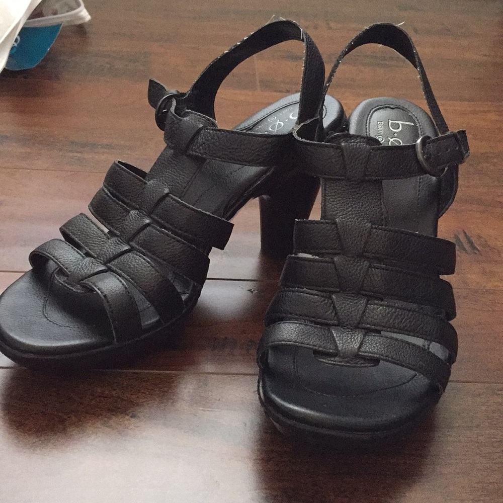 Boc heels